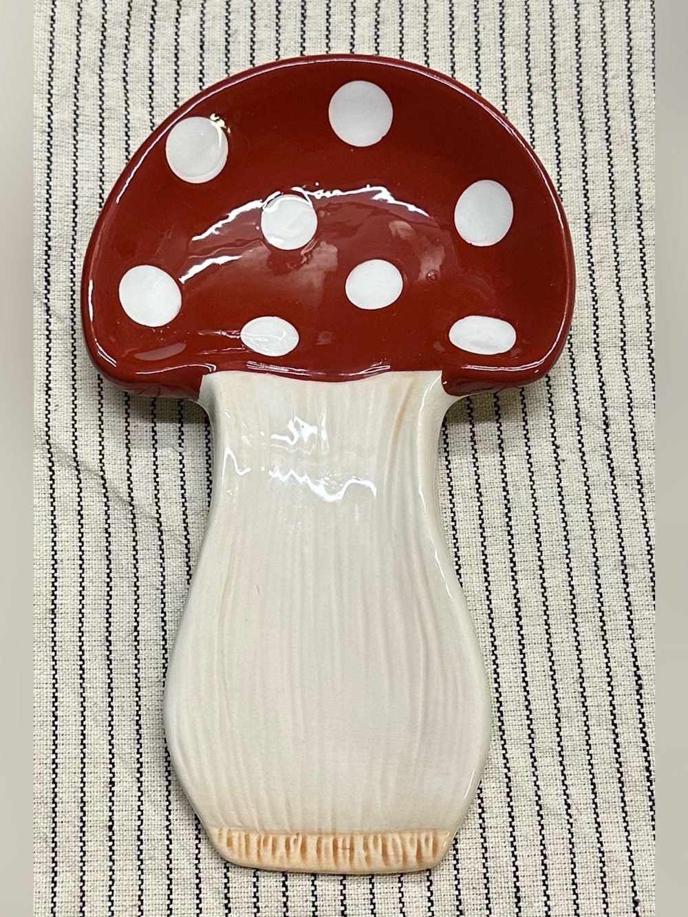 Ceramic • Mushroom spoon rest • large